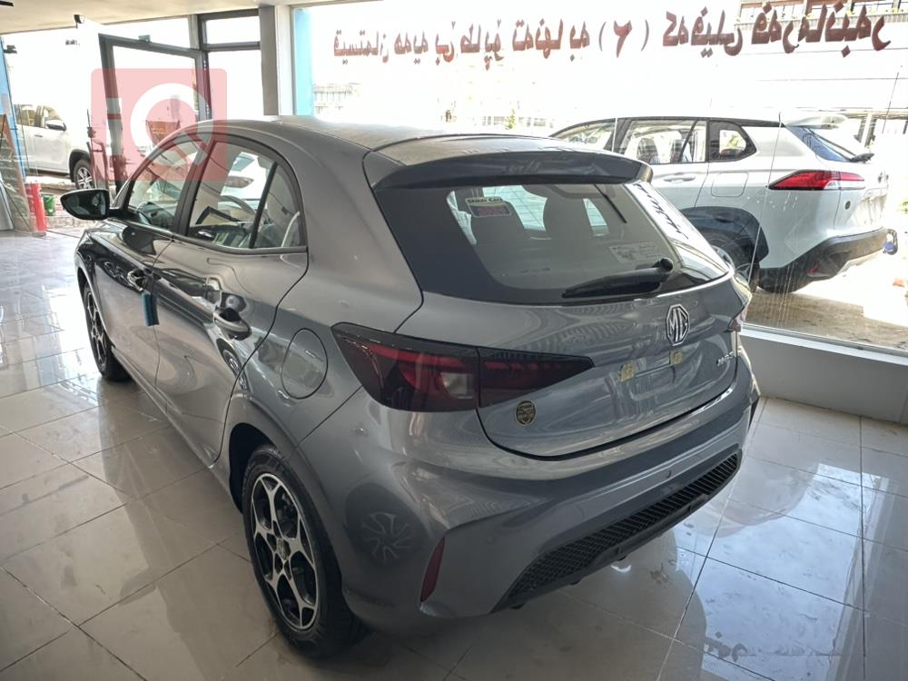 ئێم جی 3
